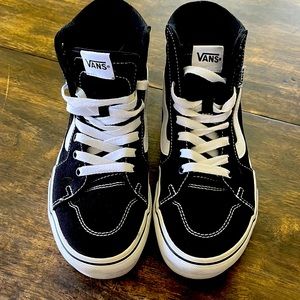 Women’s Vans Fillmore High-Tops size 6.5